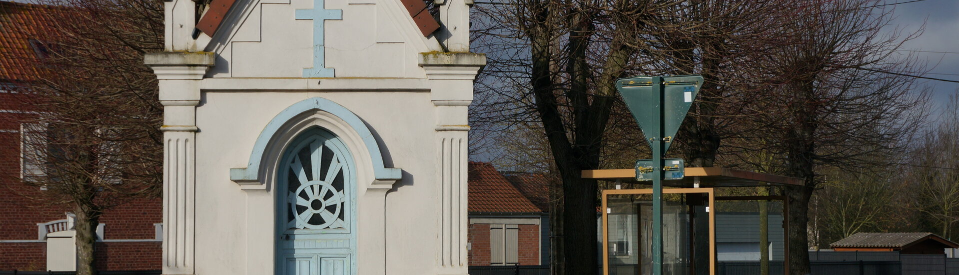 L'Eglise St-Léger de La Mairie de Mercatel dans le Pas de Calais, Haut de France 62